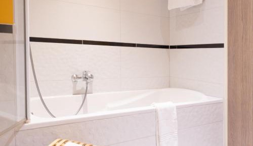 Superior Non Smoking Room with One Double Bed and Two Single Beds