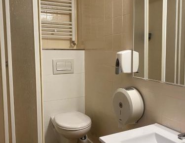 Twin Room with Shared Toilet