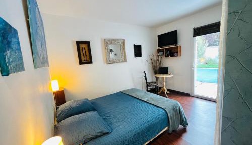 Double Room with Pool View