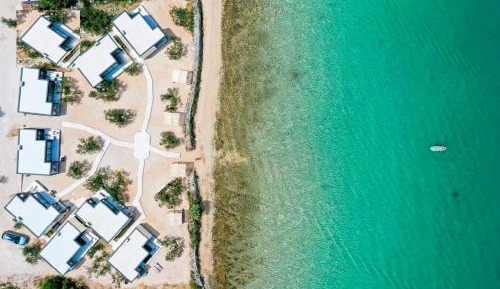 Villa - Beach Front