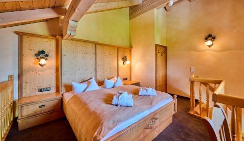 Junior Suite with Balcony