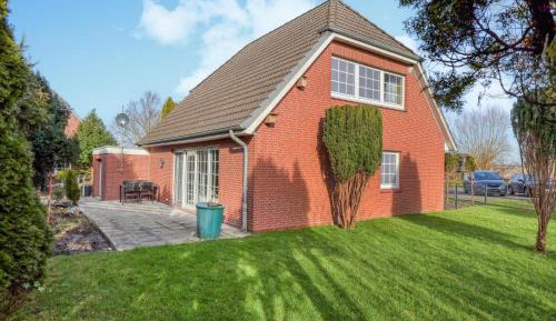 Two-Bedroom Holiday Home