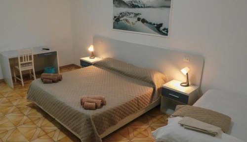 Triple Room with City View