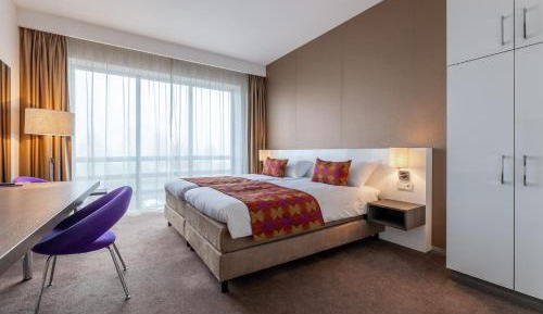 Twin Room with Bath