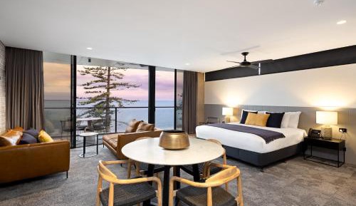 Junior King Suite