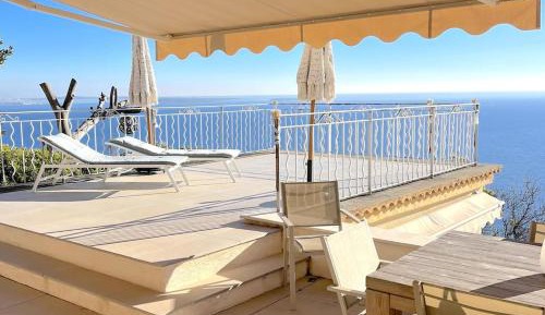 Villa with Sea View