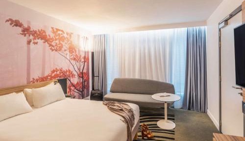 Classic Room with 1 Double Bed &amp; Sofa 