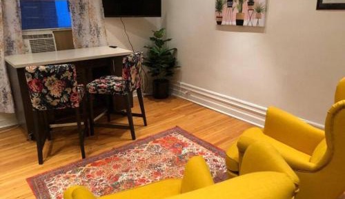 One-Bedroom Apartment