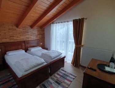 Double or Twin Room with Bathroom