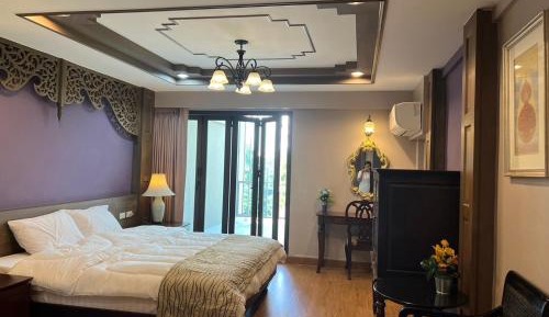 Double Room with Private Bathroom
