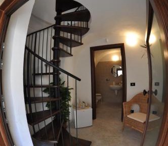 Twin Room - Split Level