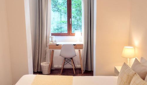Single Room with Private Bathroom