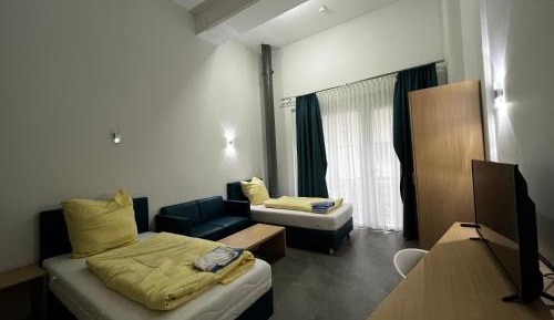 Apartment with Shower