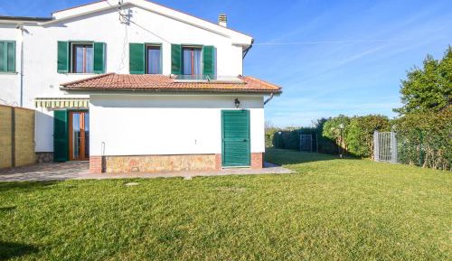 Four-Bedroom Holiday Home