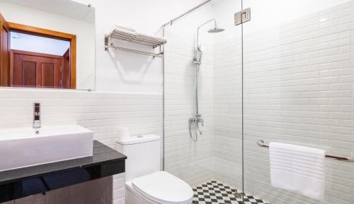 Deluxe Double with Pool View 