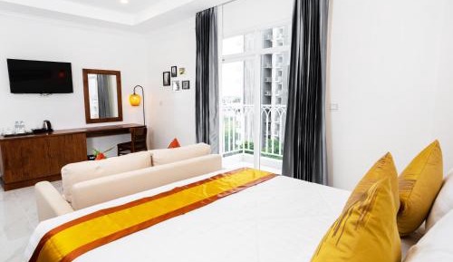 Premier Deluxe Double with Balcony