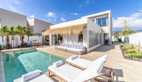 Villa with Private Pool