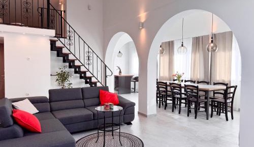 Two-Bedroom Apartment with Garden View