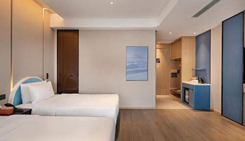 Deluxe Family Room