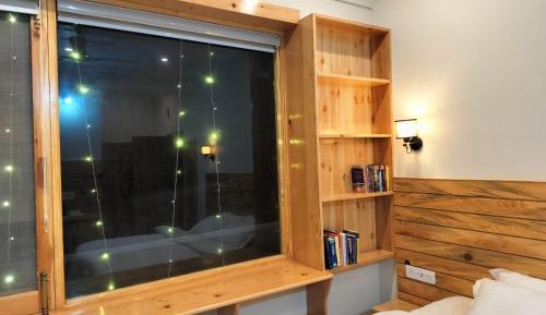 King Room with Mountain View