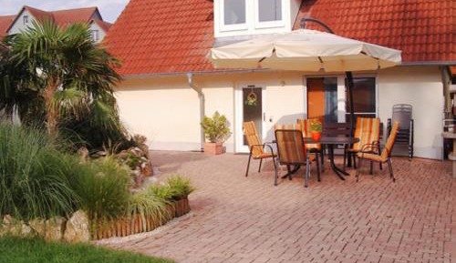 Superior One-Bedroom Apartment