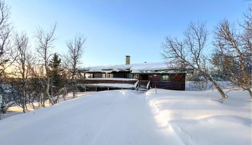 Five-Bedroom Holiday Home