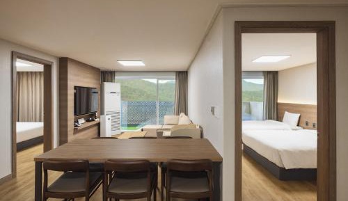 Kensington Royal Suite Pet Room ( Cooking is not Allowed )
