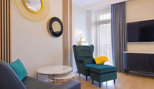 Apartment with Balcony