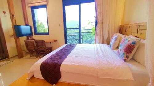 Superior Double Room with Mountain View