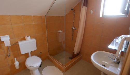 Triple Room with Private Bathroom