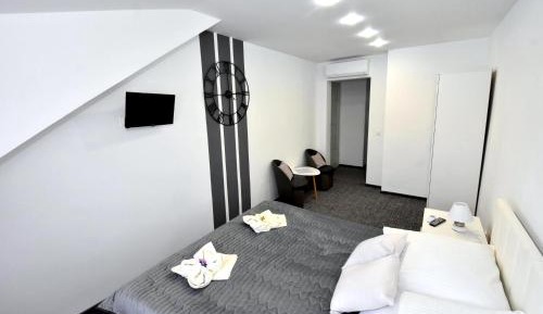 Large Double Room