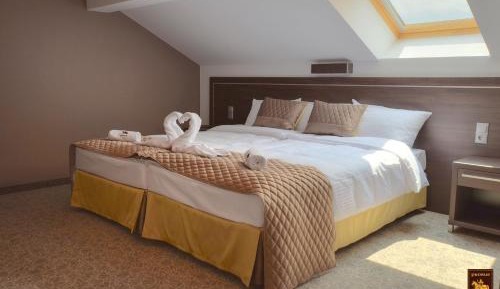 Apartment with Shower