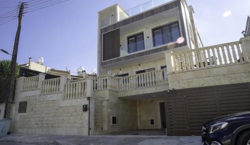 Superior Villa