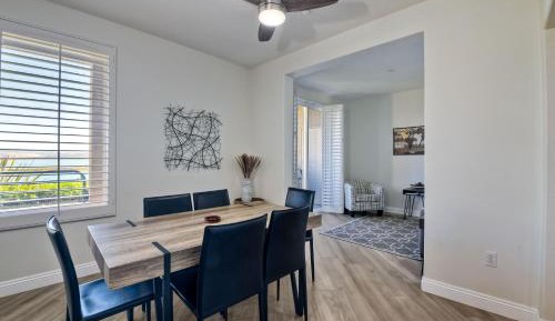 Apartment with Lake View