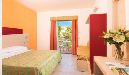 Double or Twin Room with Balcony