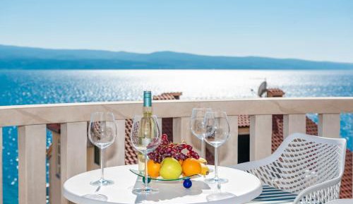 Deluxe Double Room with Balcony and Sea View