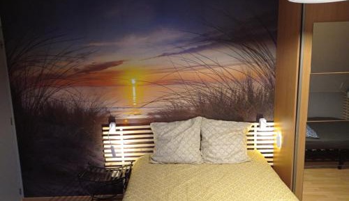 Family Room with Garden View