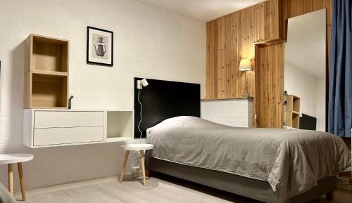 Double Room with Private External Bathroom
