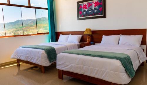 Twin Room with City View