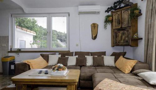 One-Bedroom Apartment with Terrace and Sea View