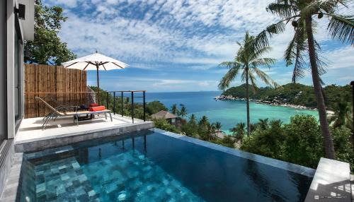 Villa with Sea View - Solana 