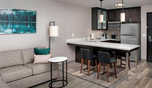 King Studio with Sofa Bed - Hearing Accessible