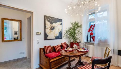Superior One-Bedroom Apartment with Balcony