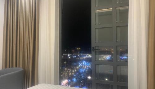 King Room with Mountain View