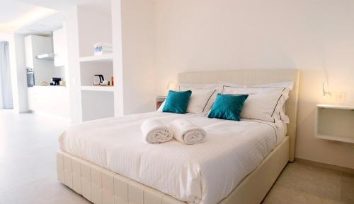 One-Bedroom Apartment with Balcony and Sea View