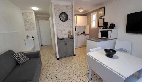 Apartment (4 Adults)