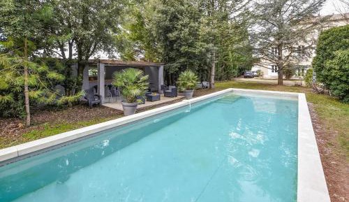 Six-Bedroom Holiday Home