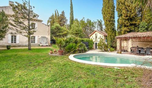 Three-Bedroom Holiday Home 