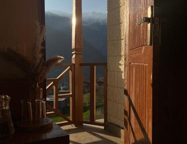 Queen Room with Balcony