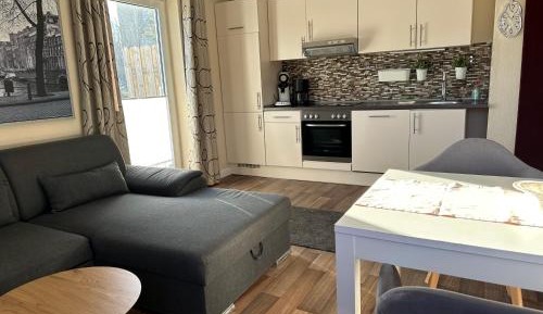 Apartment with Mountain View and Balcony